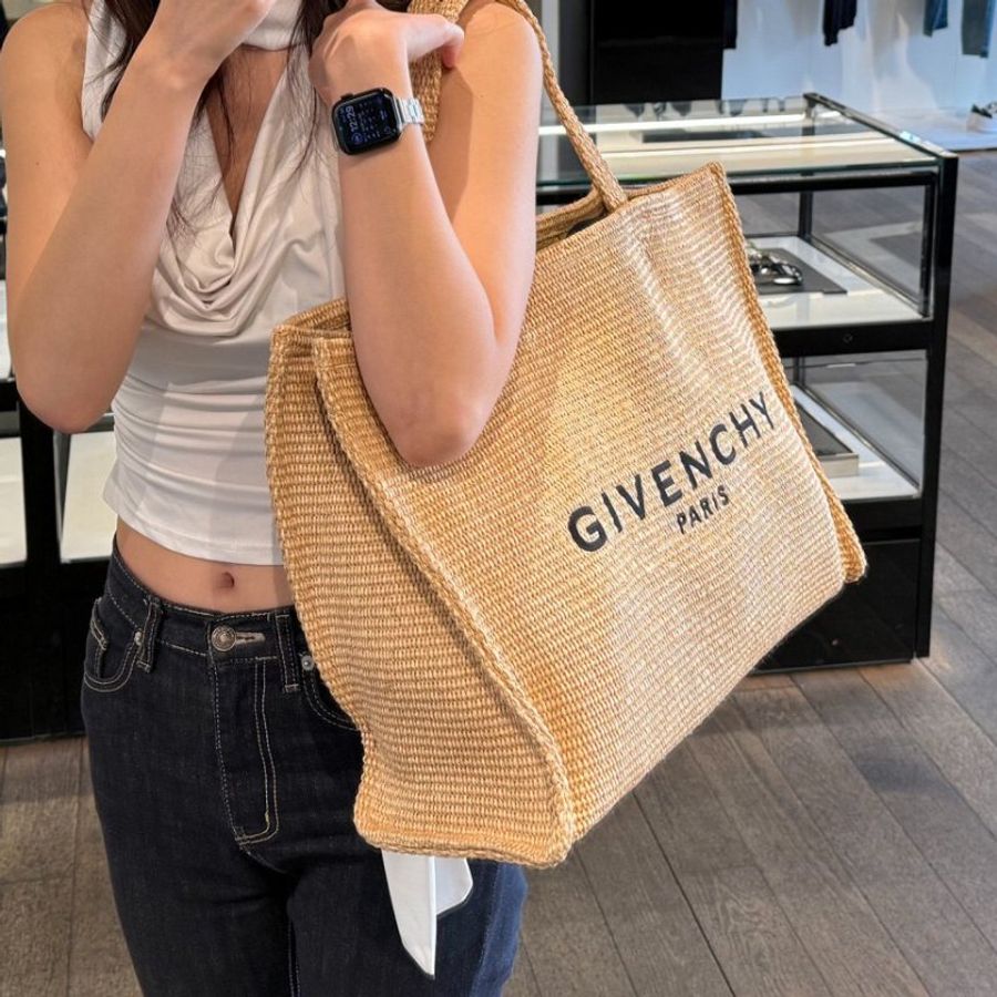 🎊新年特賣🧧Givenchy 中款 G-Tote 拉菲草風格托特包 米色-1