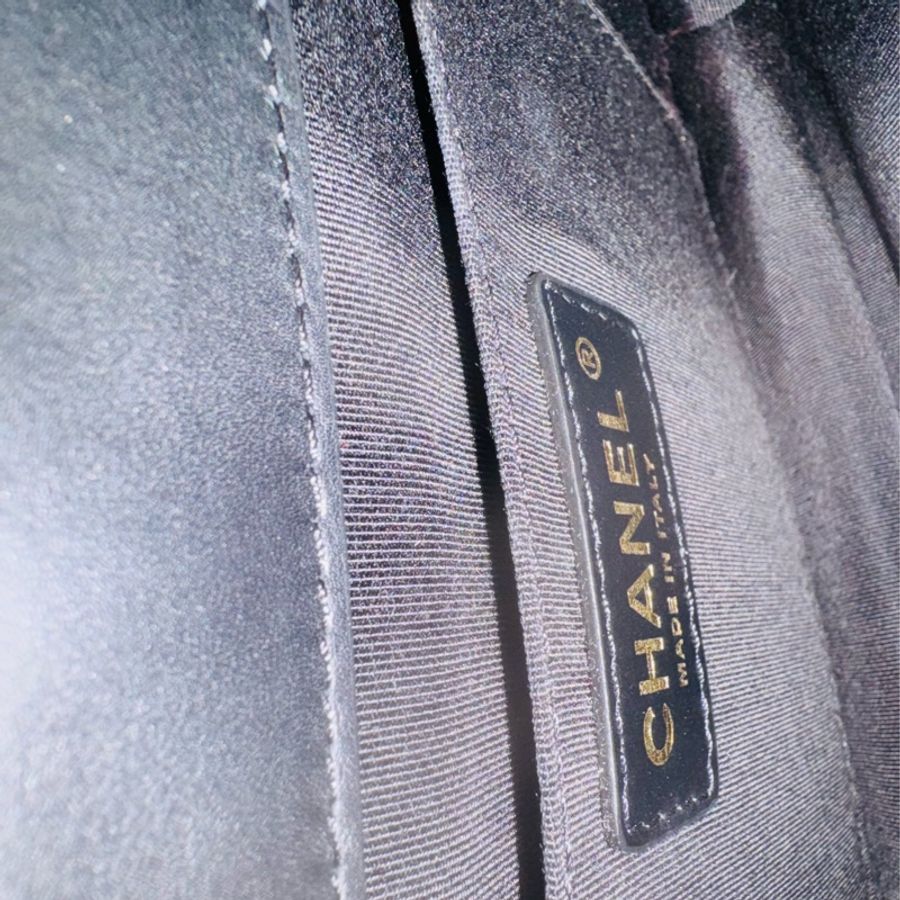 「保留中」Chanel 經典黑金鏈條包-3