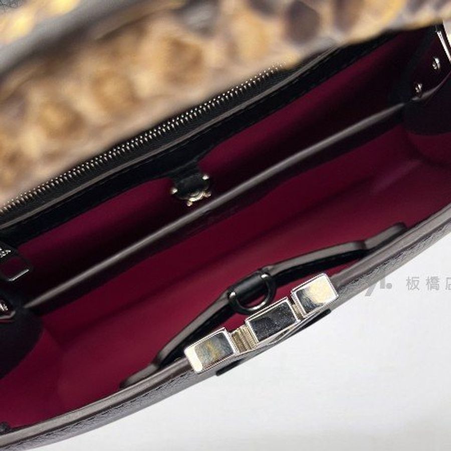 Y1987-LV Capucines BB黑牛皮蛇皮手把手提肩背包-6