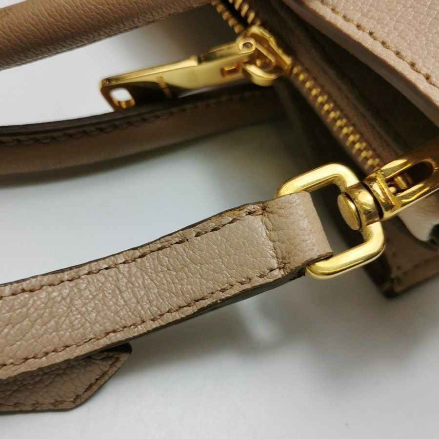 Miu Miu Madras羊皮純色字母logo金屬扣單肩包-10