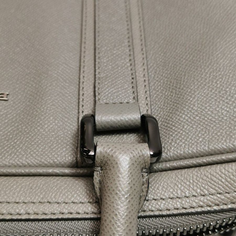 Burberry牛皮純色字母logo斜挎包單肩包-12