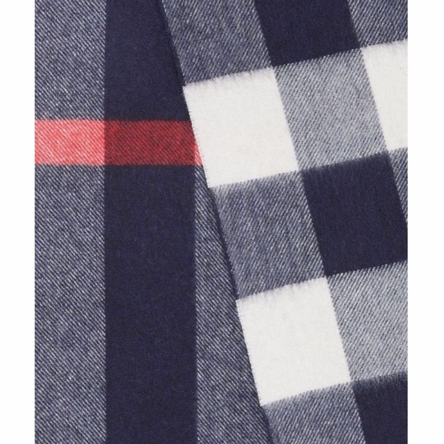 Burberry 男女同款 格紋羊絨圍巾均碼碼200cm*36cm-4