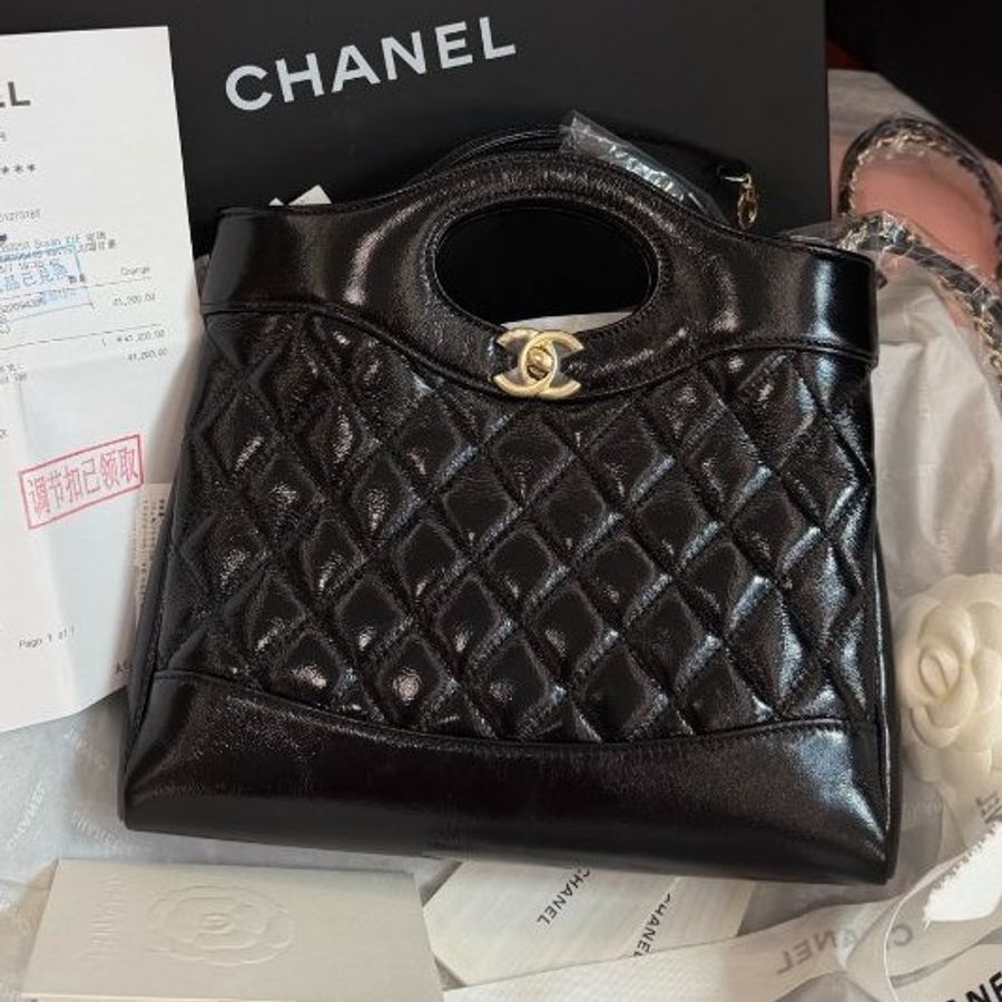 近新品 香奈兒/Chanel 芯片款黑金油蠟羊皮小號 淡金扣菱格紋鏈條包-0