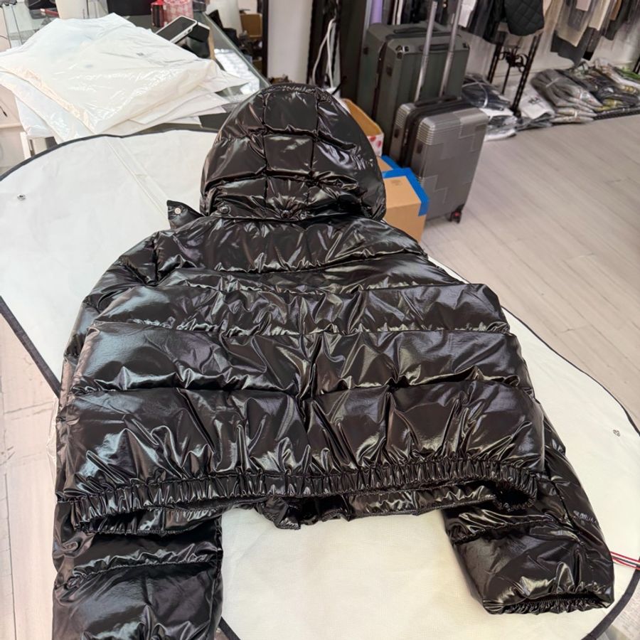 Moncler -Andro 女款 羽絨 黑1碼-5