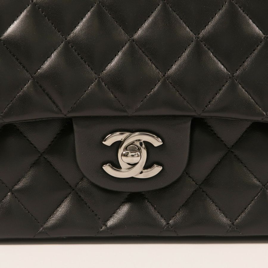 CHANEL 羊皮皮革Classic 25銀扣鏈帶肩背袋-9