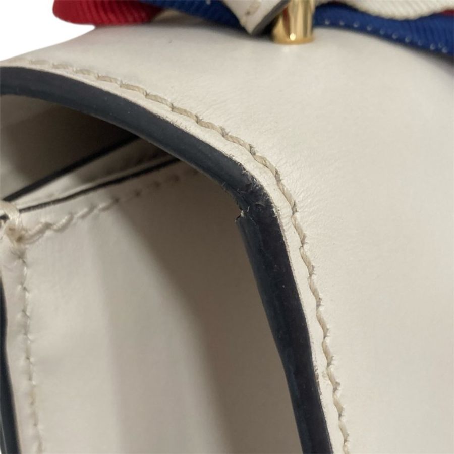 GUCCI 古馳 421332 Small Sylvie Shoulder Bag 小牛皮 肩背包 白色 金釦-15