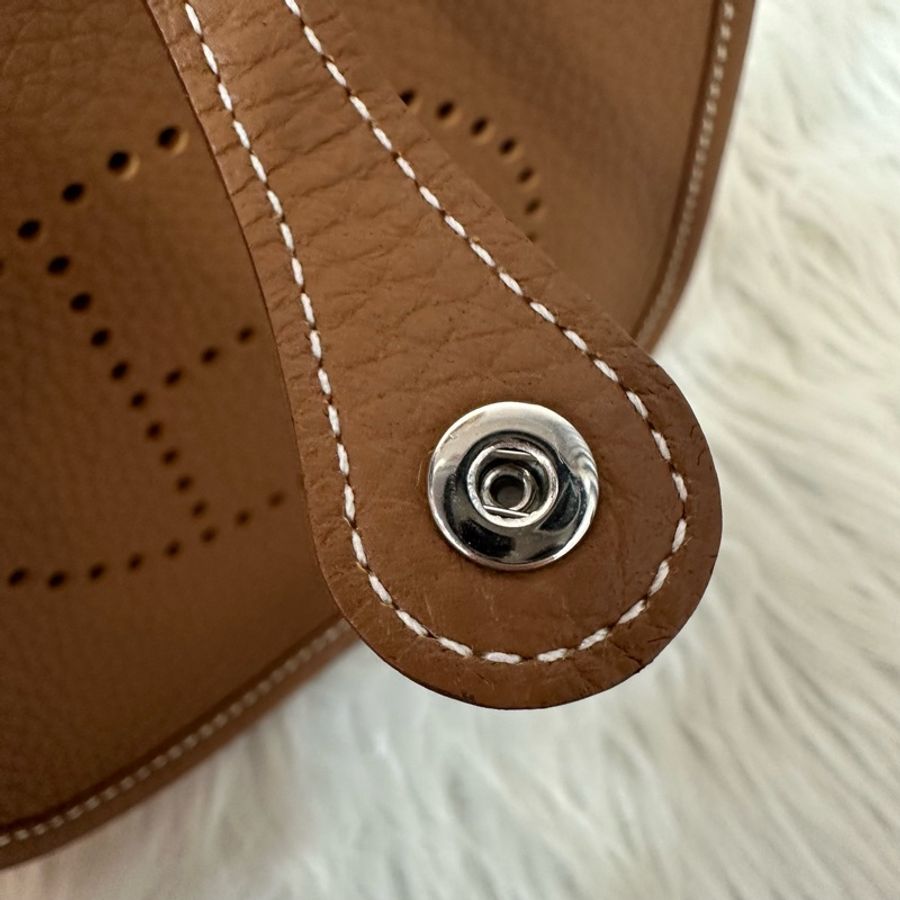Hermes 金棕色銀釦mini evelyne-18