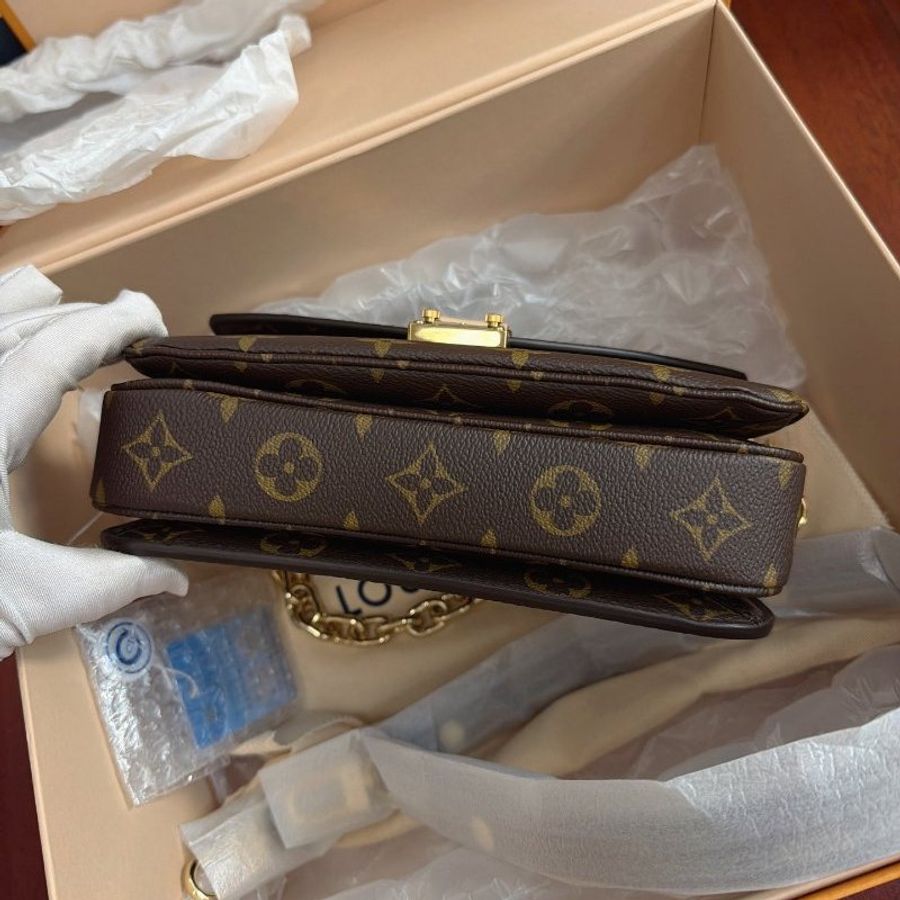 近新品 路易威登/Louis Vuitton Pochette Metis 老花mini郵差包-4