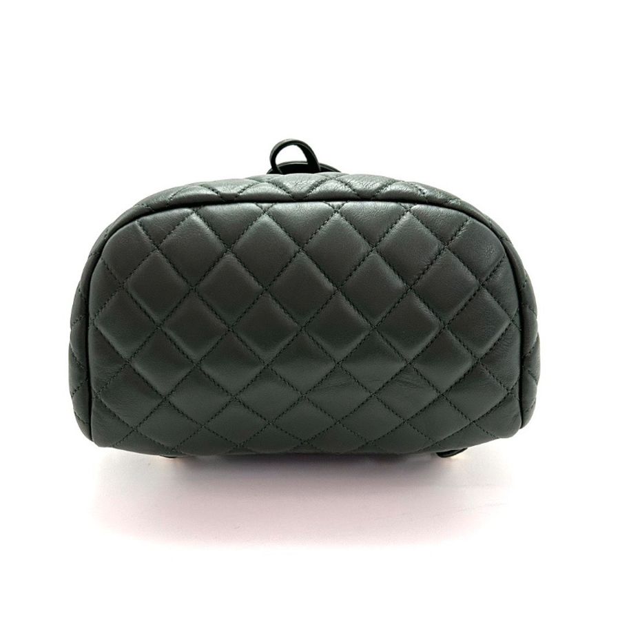 CHANEL 綠色金扣菱格紋 薩爾茨堡後背包20*24*13 98新配件塵袋-4