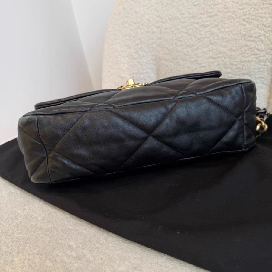 ✨Chanel 19bag 中號 99新 有保卡🖤-6