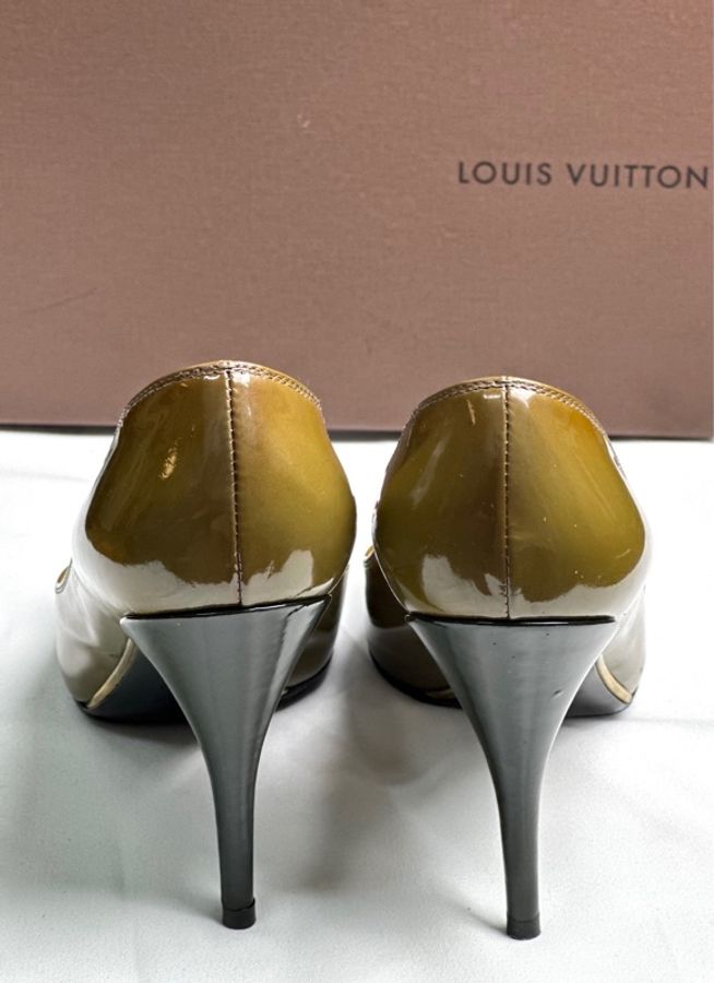 Louis Vuitton 酒紅蝴蝶結亮面魚口高跟鞋 鞋碼37.5-4