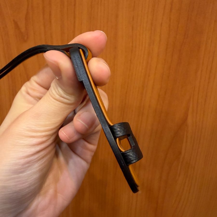 Hermes 黑Epsom皮棕牛皮小拖鞋吊飾-4