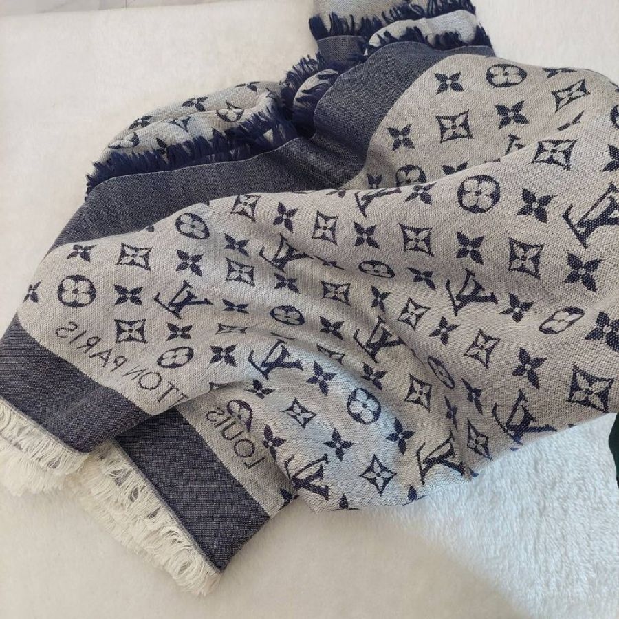 LV M71376 Monogram Denim 披肩/滿版老花/羊毛絲綢披肩/圍巾~二手-24