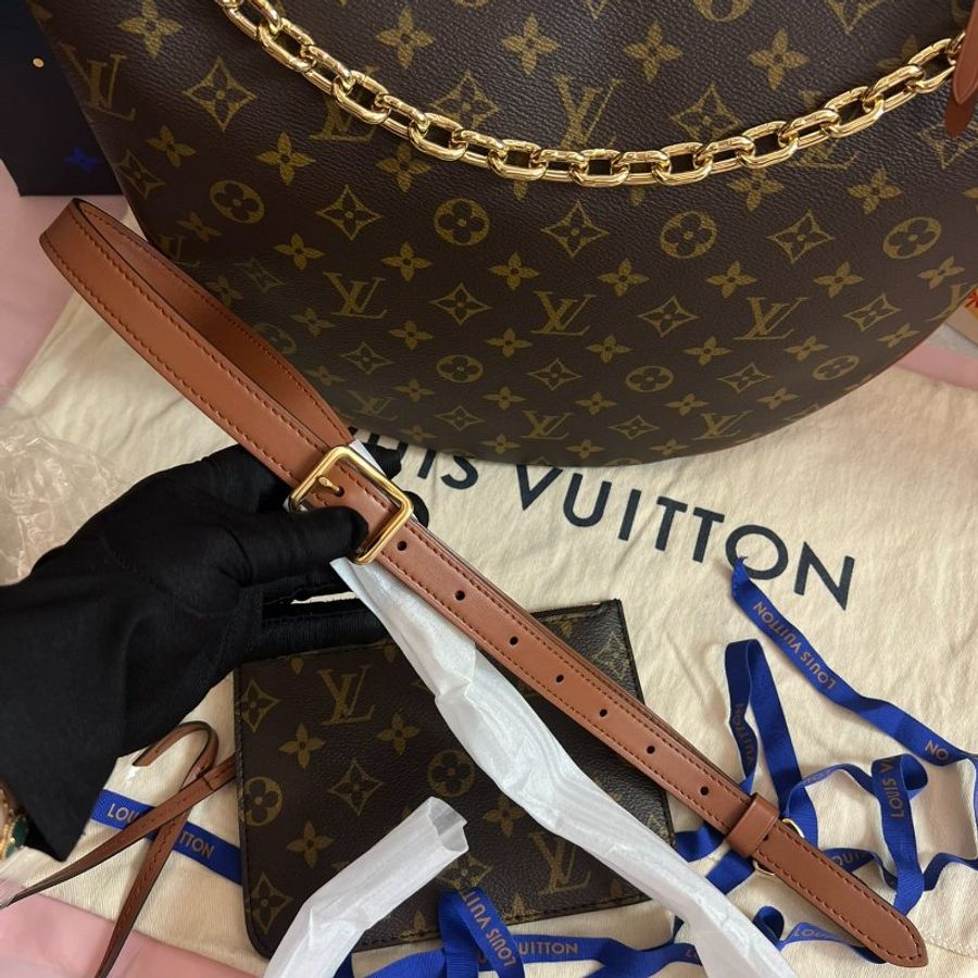 近新品 路易威登/Louis Vuitton Loop Hobo大月亮豌荳包 歐陽娜娜同款-8