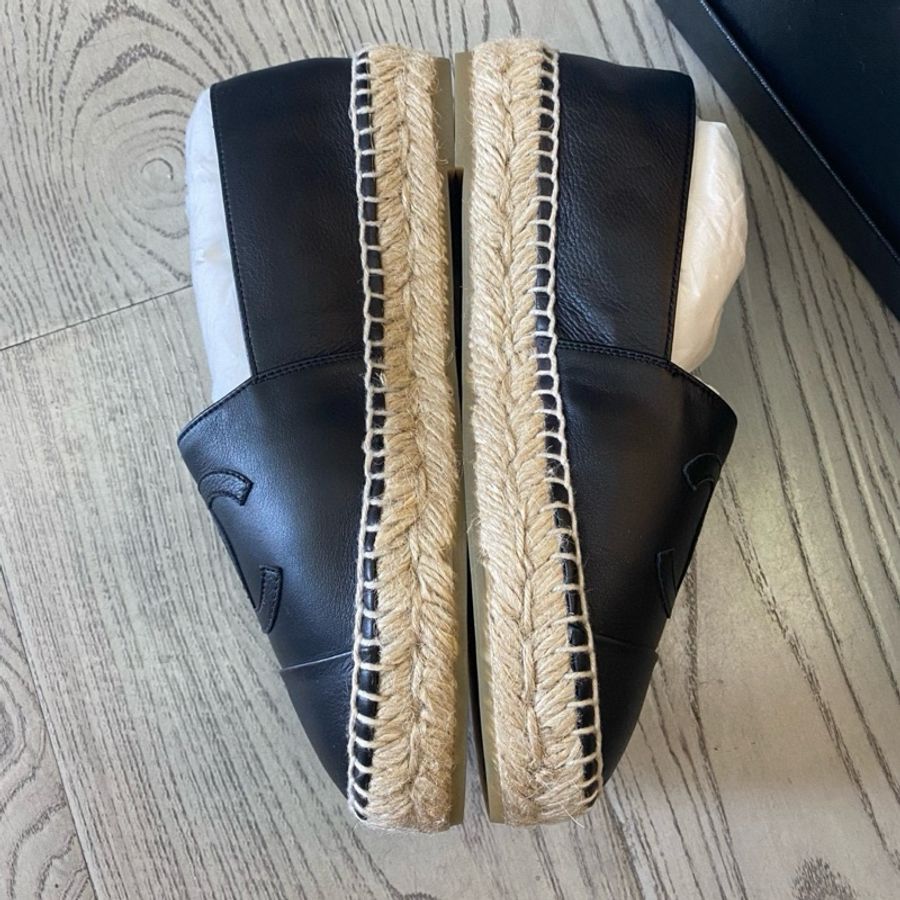 Chanel香奈兒黑色全皮漁夫鞋 35碼-1