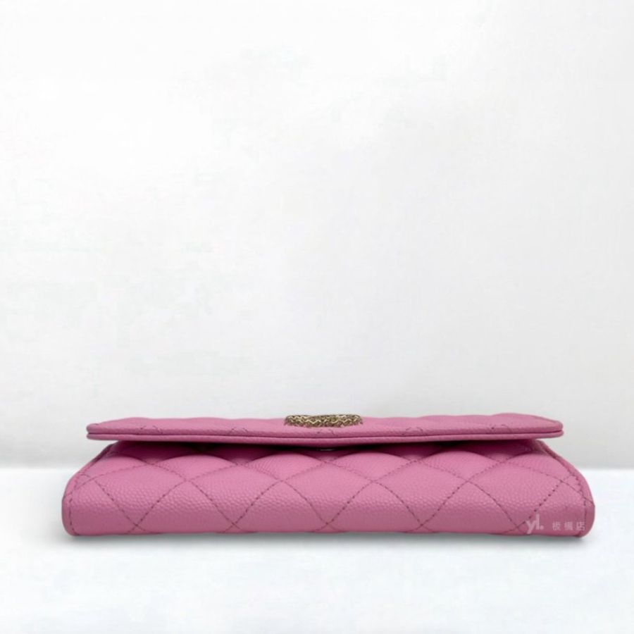 S5275-Chanel 粉荔枝牛皮鏤空雙C LOGO下蓋中夾AP3183-5