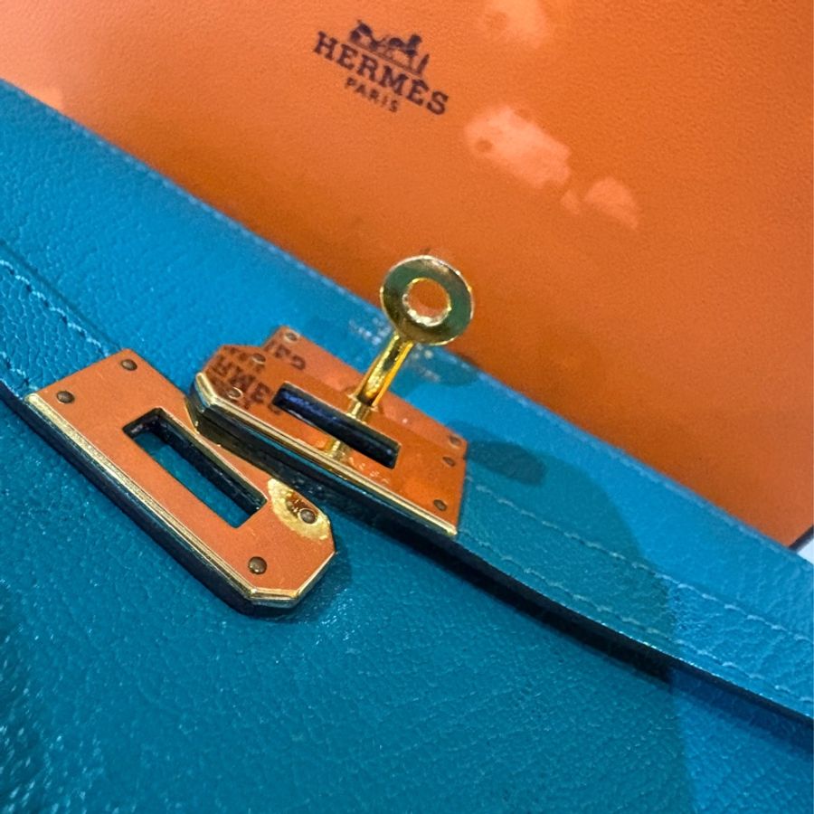 Hermès Kelly 中長夾 孔雀藍金扣|原盒|真品可驗-0