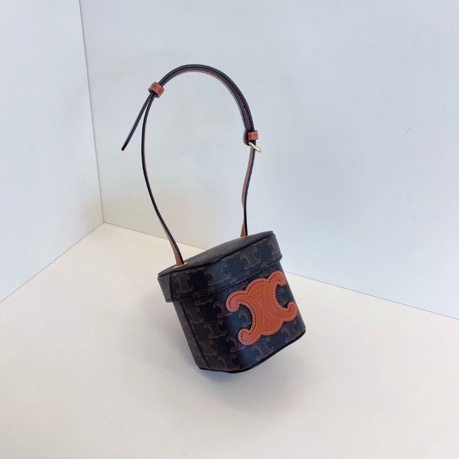 Celine Box Cuir Triomphe 焦糖凱旋門老花迷你盒子包  10*11 cm 98新配件塵袋-2