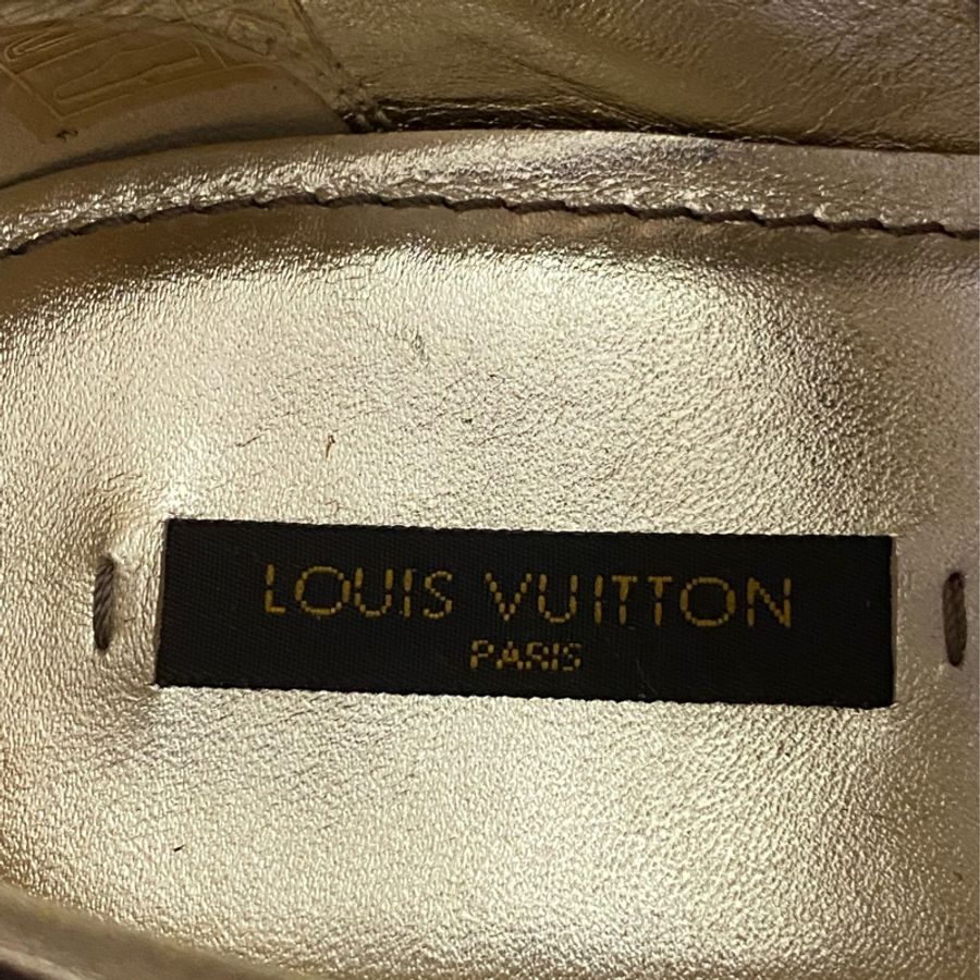 Louis Vuitton Flats EU 37-11