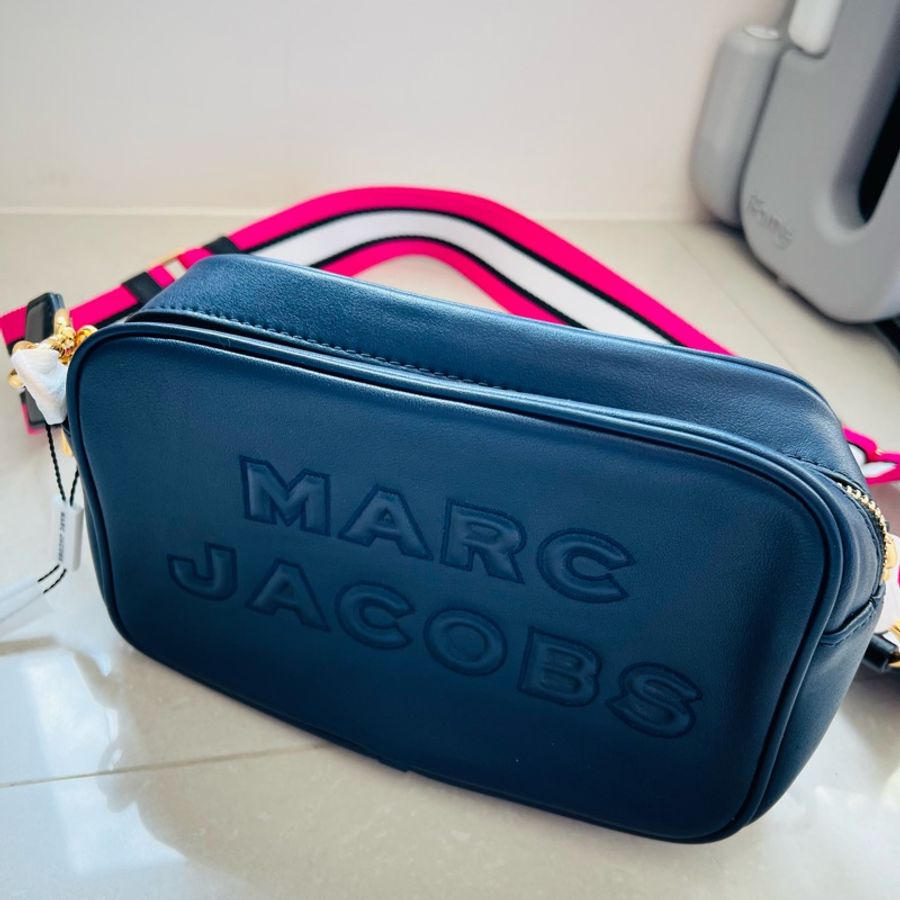 Marc by Marc Jacobs 美國購回 深藍金扣 全新 相機包-1