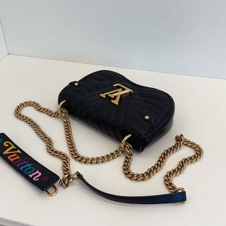 路易威登/Louis Vuitton New Wave 黑金屁桃小號 鏈條包-4