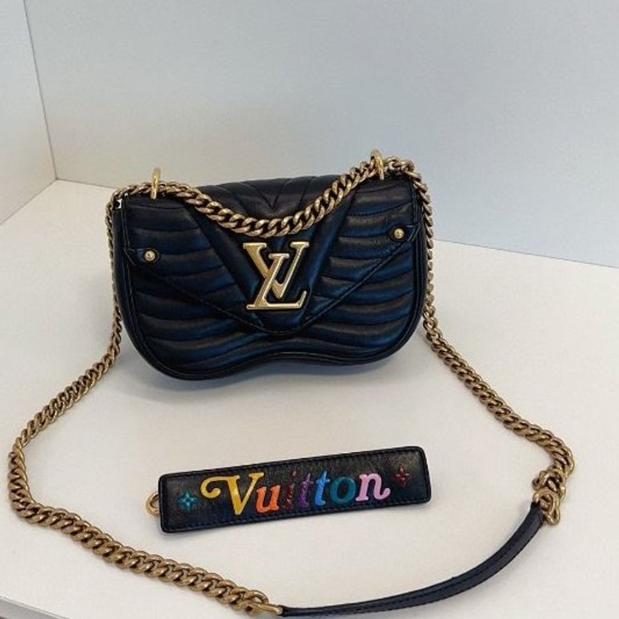 路易威登/Louis Vuitton New Wave 黑金屁桃小號 鏈條包-6