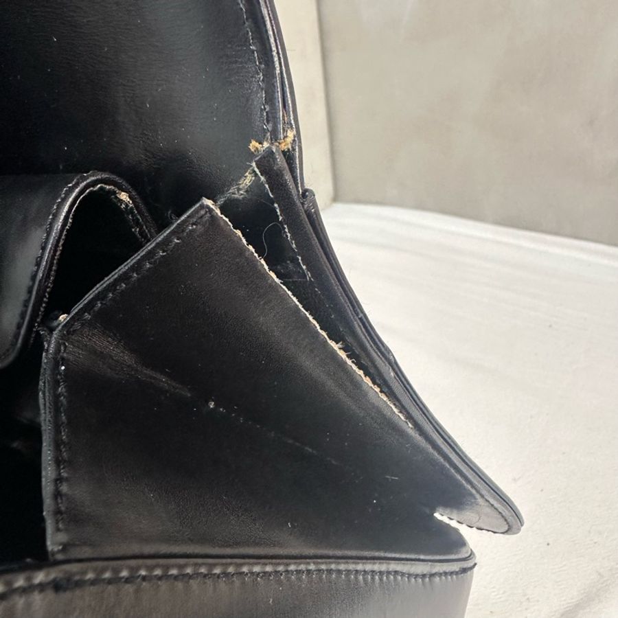 【赫蒂國際精品】 Gucci 古馳 黑色金色logo小牛皮肩背包 vintage-20