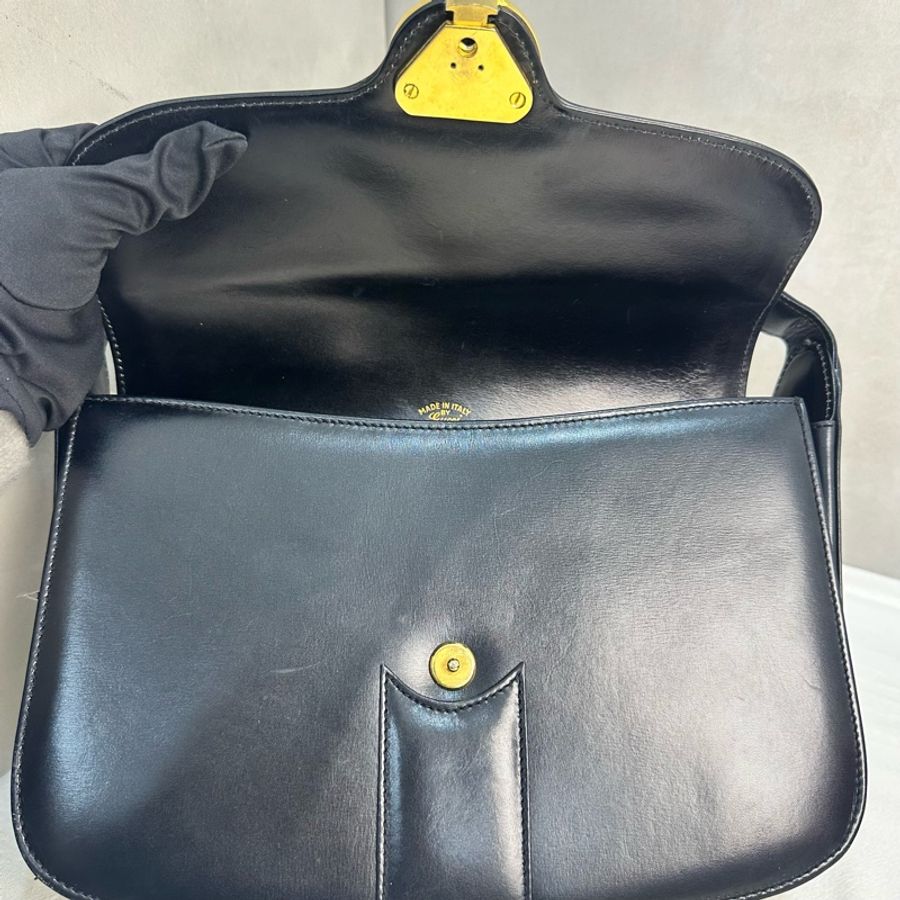 【赫蒂國際精品】 Gucci 古馳 黑色金色logo小牛皮肩背包 vintage-21