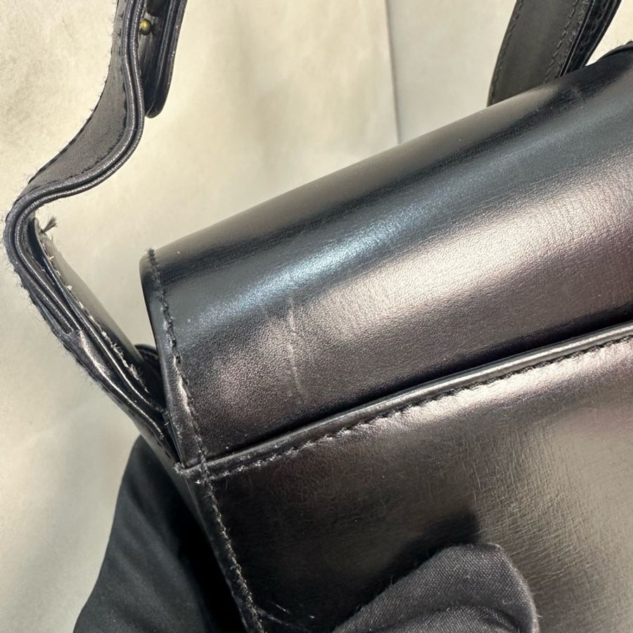 【赫蒂國際精品】 Gucci 古馳 黑色金色logo小牛皮肩背包 vintage-27