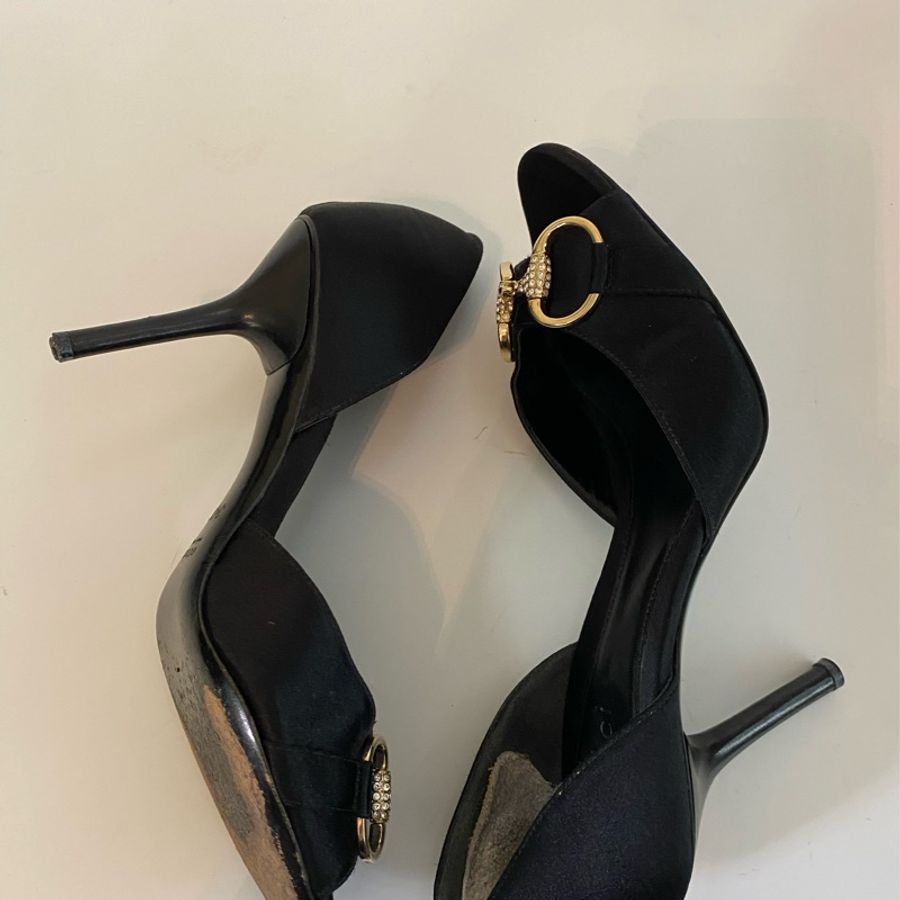Gucci Heels EU 34.5-5