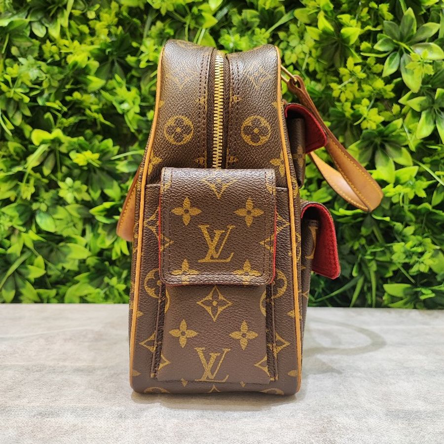 Louis Vuitton Excentri Cite-2