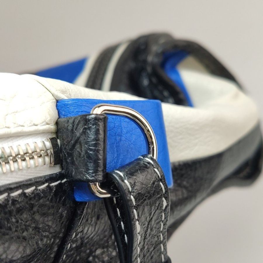 Balenciaga Bazar油蠟皮拼色logo小微標斜挎包-11