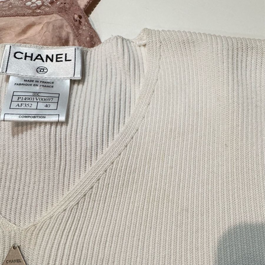 《新歡舊愛》閒置新品正品CHANEL香奈兒白色五分繡針織上衣-10