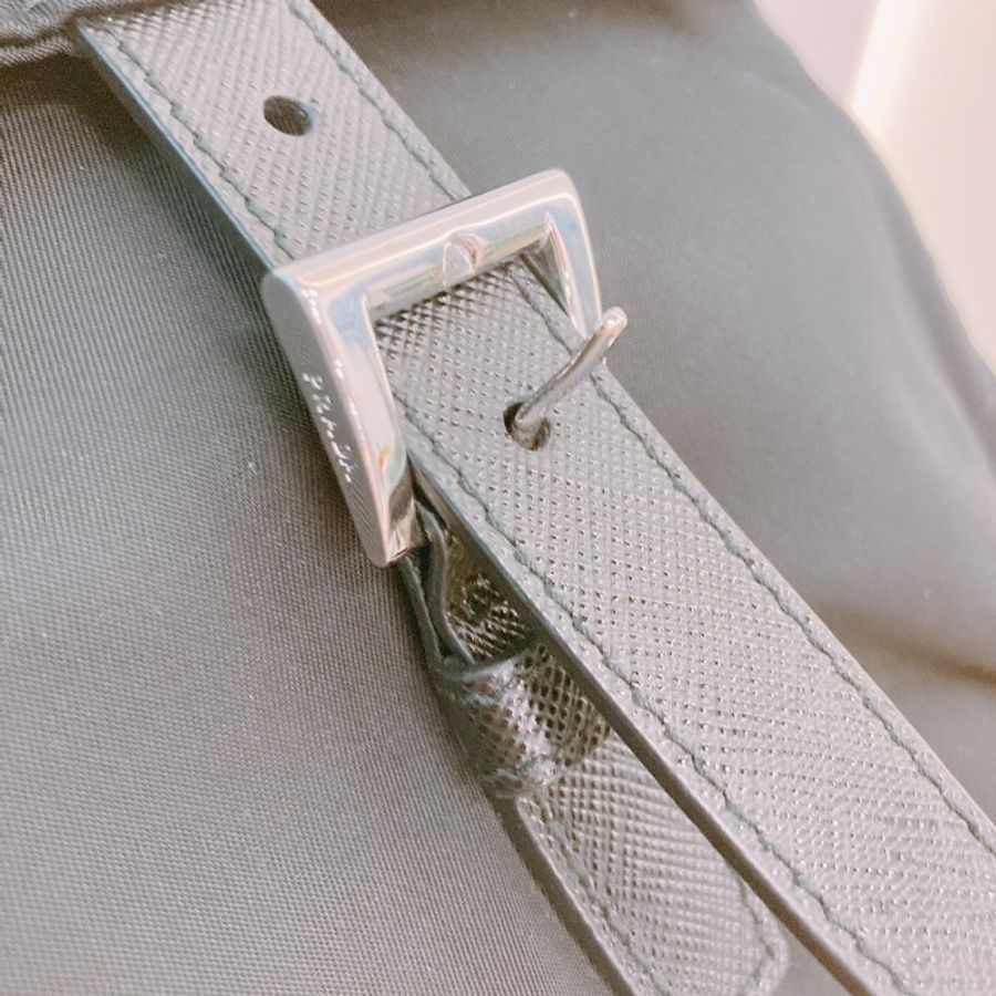 MS0553 Prada 普拉達 復刻版 降落傘布 尼龍布 跣水 郵差包 小掛件 黑色 銀扣 Re-Nylon Padded Bag Small Black x PHW-9