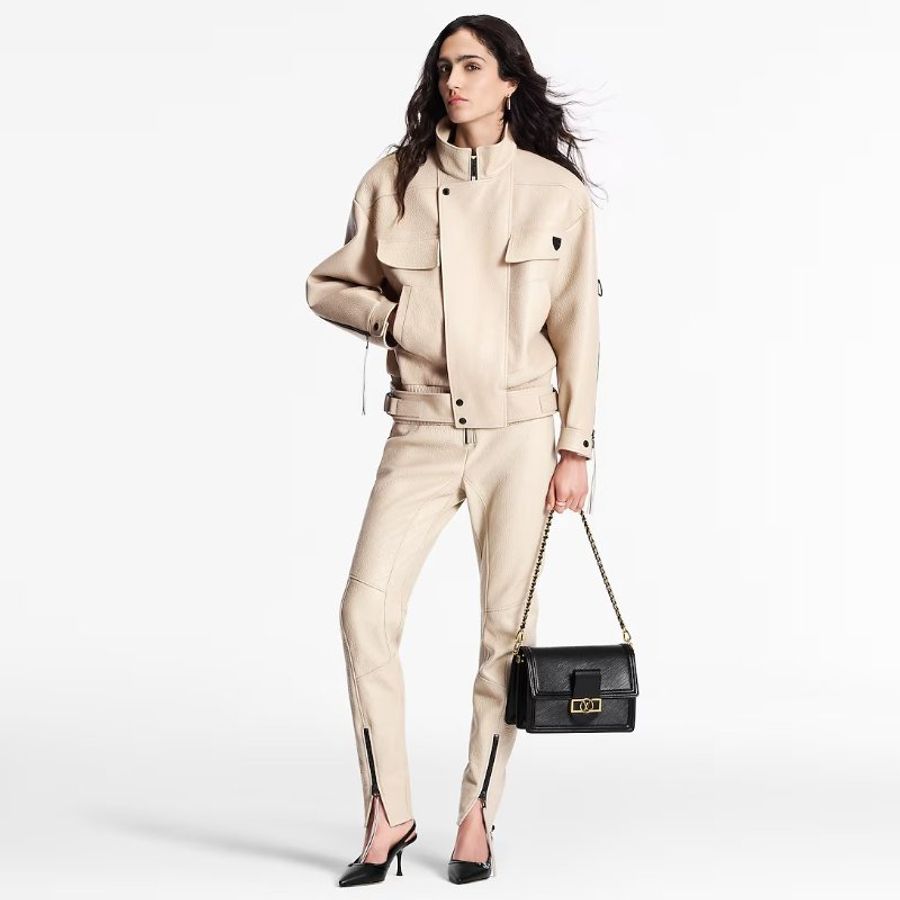 Louis Vuitton - 黑色金釦牛皮EPI Dauphine肩側背包╻MM-2