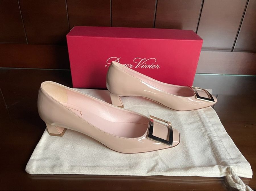 【​​全新大全套✨撿漏✌🏻️❗️全網最便宜】Roger Vivier 裸色高踭鞋 37 碼Belle Vivier-1