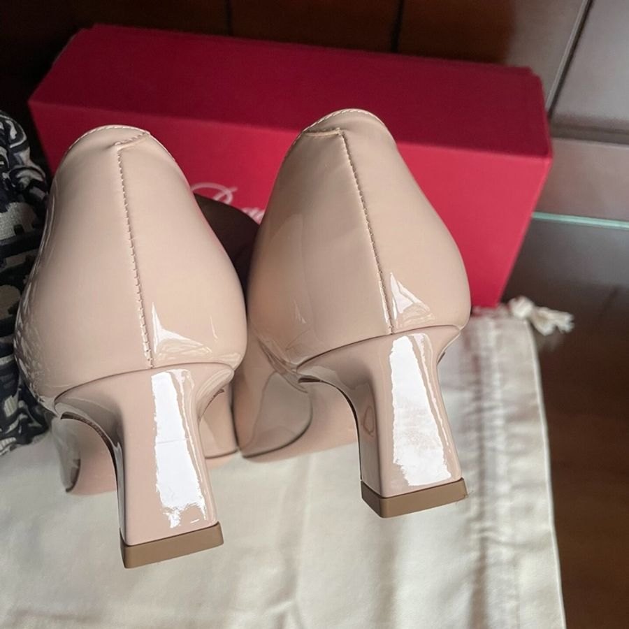 【​​全新大全套✨撿漏✌🏻️❗️全網最便宜】Roger Vivier 裸色高踭鞋 37 碼Belle Vivier-4