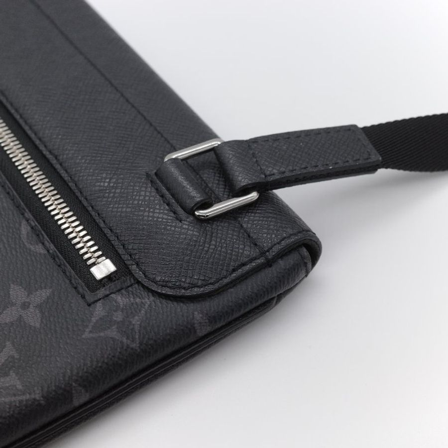 Louis Vuitton 路易威登 Taigarama 黑色 牛皮 帆布 翻蓋信差包 斜背包-7