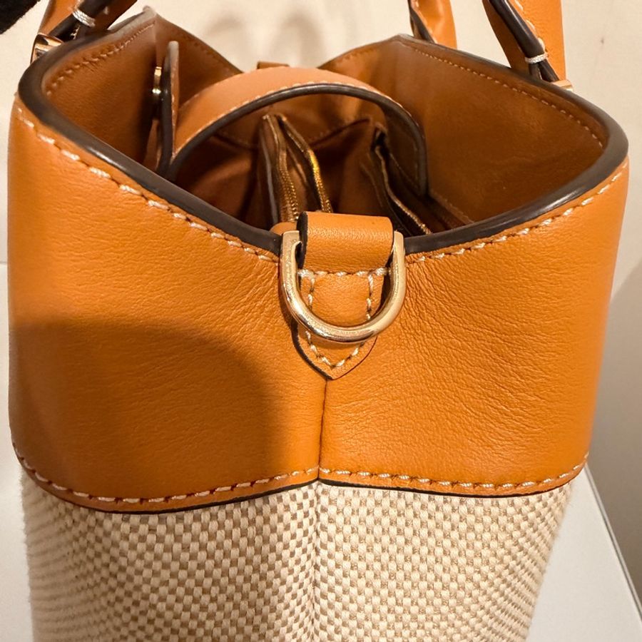 Tory Burch-12