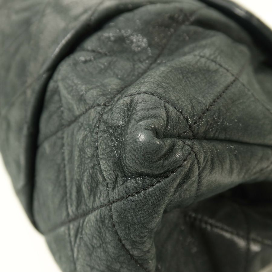 CHANEL 牛皮皮革Chain Shoulder金扣鏈帶肩背袋-12