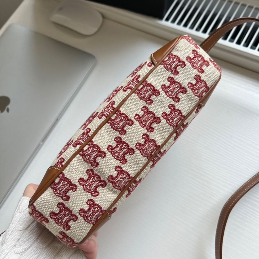 Celine凱璇門老花帆布拼皮相機包23*16*6 全新閒置配件塵袋-4