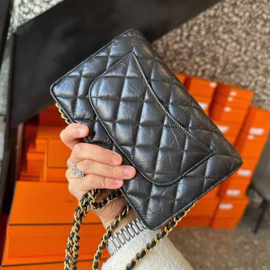 Chanel絕版徽章woc-1