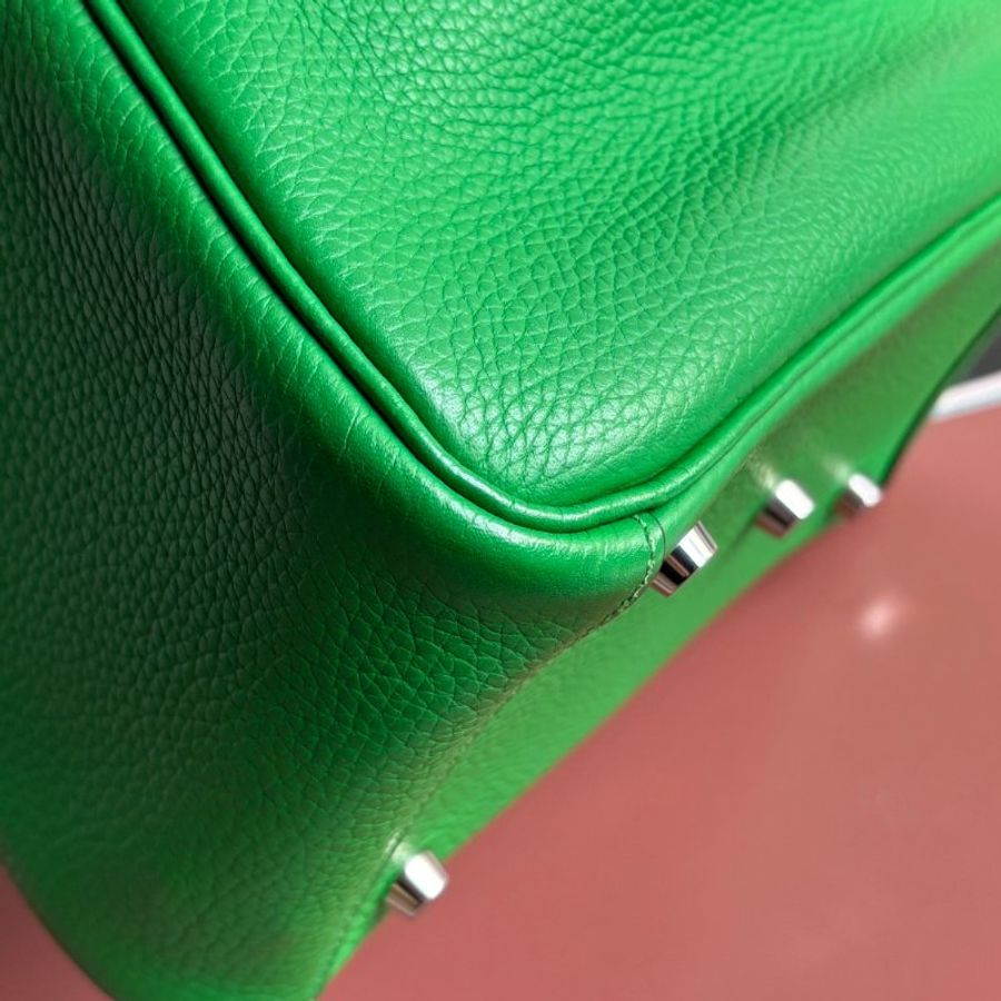 🅁刻 ::HERMES::竹子綠皮革銀釦LINDY 26手提肩背包-10
