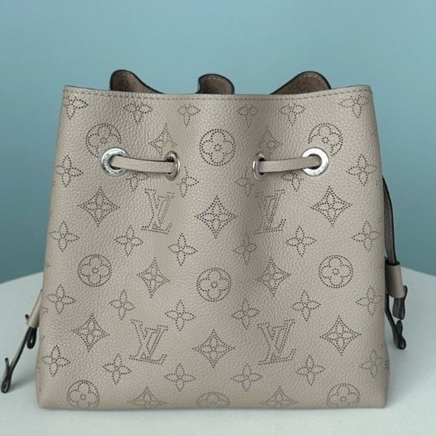 路易威登/Louis Vuitton 灰色牛皮月光女神肩背包-6
