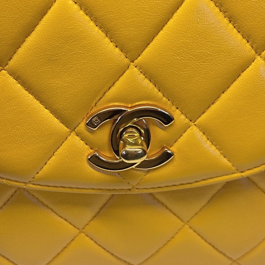 Chanel 黃色菱格紋鏈條包-5