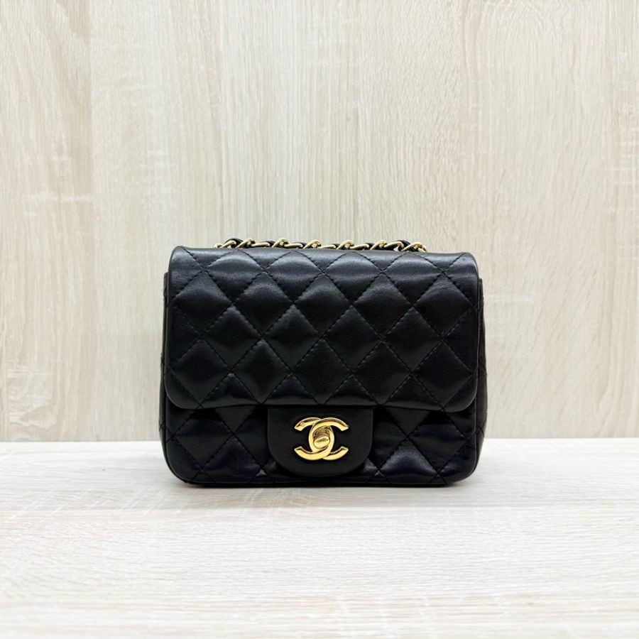 CHANEL黑金菱格羊皮方胖A35200-1