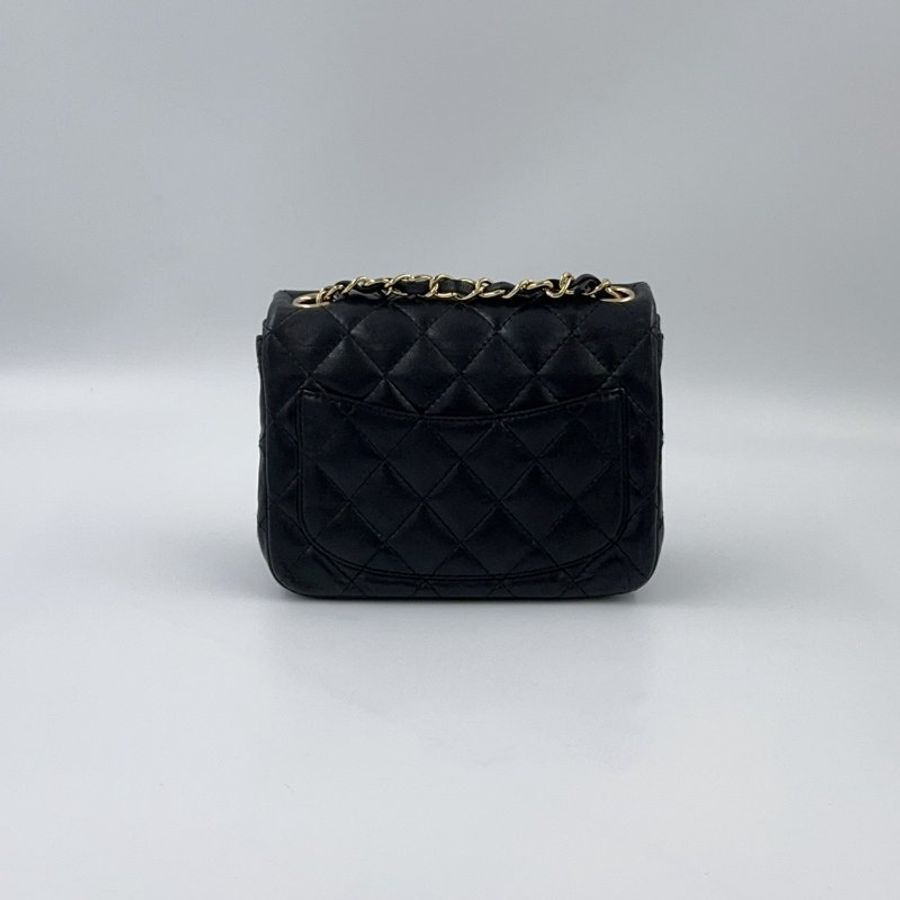 CHANEL黑色羊皮金鍊菱格方胖A35200-3