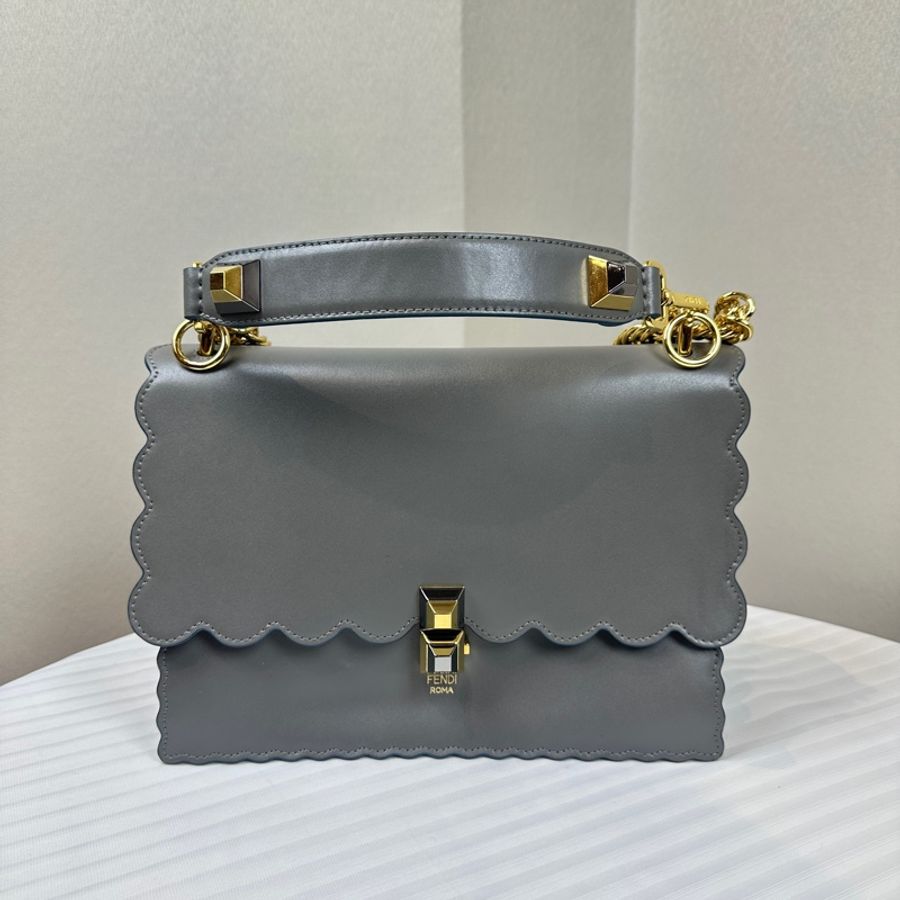芬迪/Fendi Kan I 金扣鏈條灰色牛皮手提斜背包25x10x18cm-0