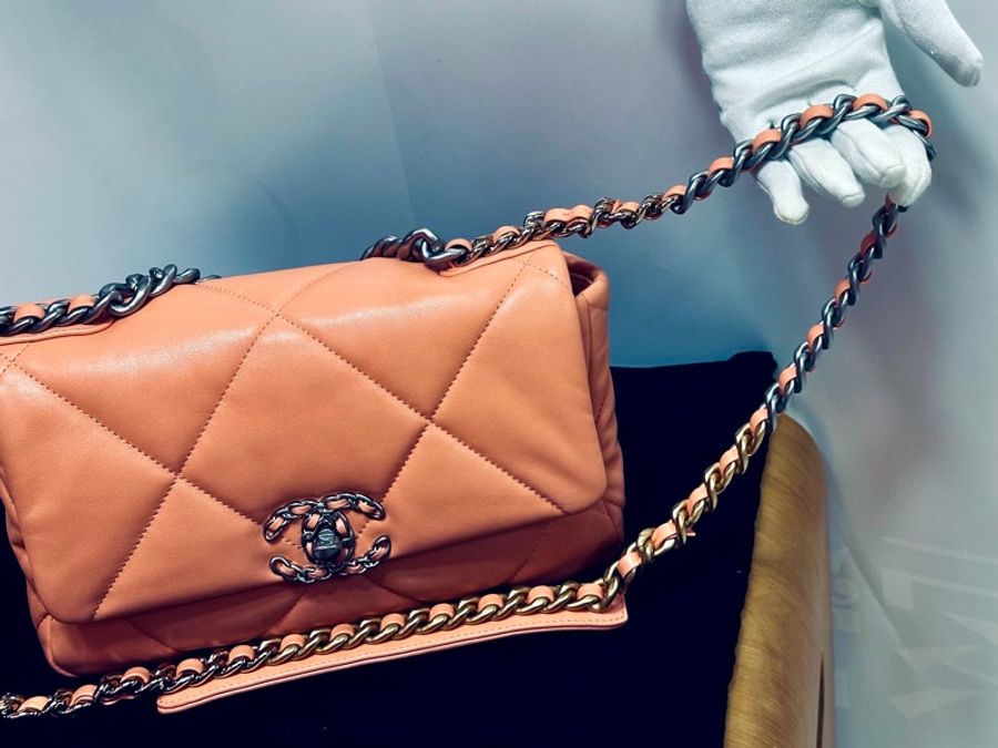 全新 CHANEL 成色基本全新 粉金19bag小號肩背斜背包26*16*7.5 配件塵袋-24