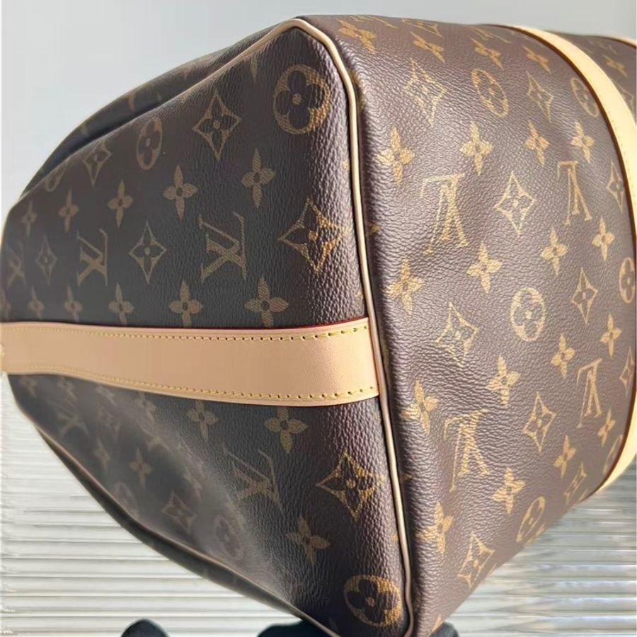 🔥新到:25年LV / 路易威登老花金扣keepall45旅行包 機場包,尺寸:45 x 27x 20CM🉐-3